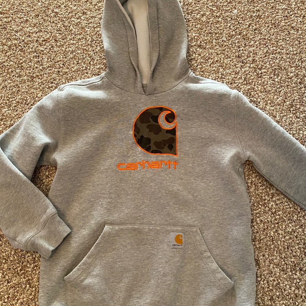 Youth Carhartt Sweatshirt camo large